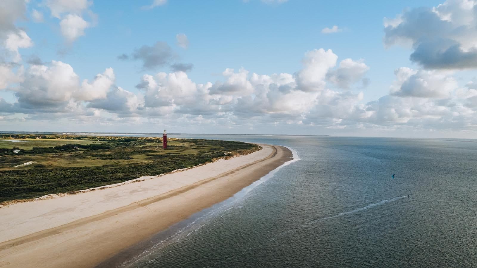 Die 22 schönsten Ferienparks in Holland am Meer für deinen Strandurlaub